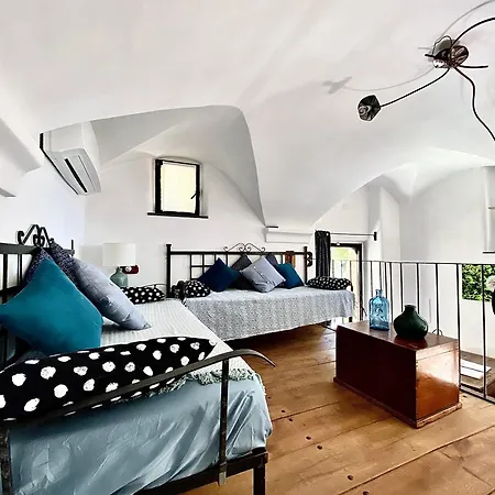 Casa Vacanze A Lea L'Ua Finale Ligure Room photo